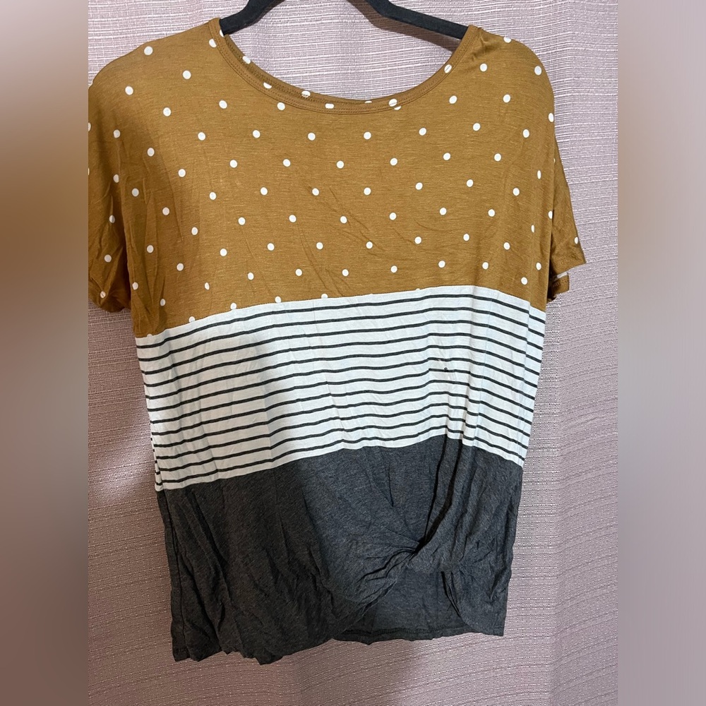 Maurice’s top